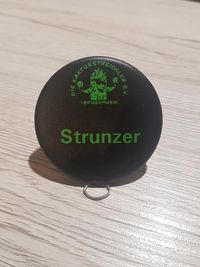 Strunzer